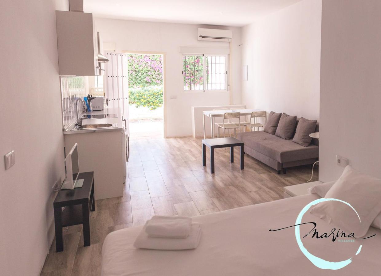 Apartamentos Marina Villages La Herradura  Kültér fotó